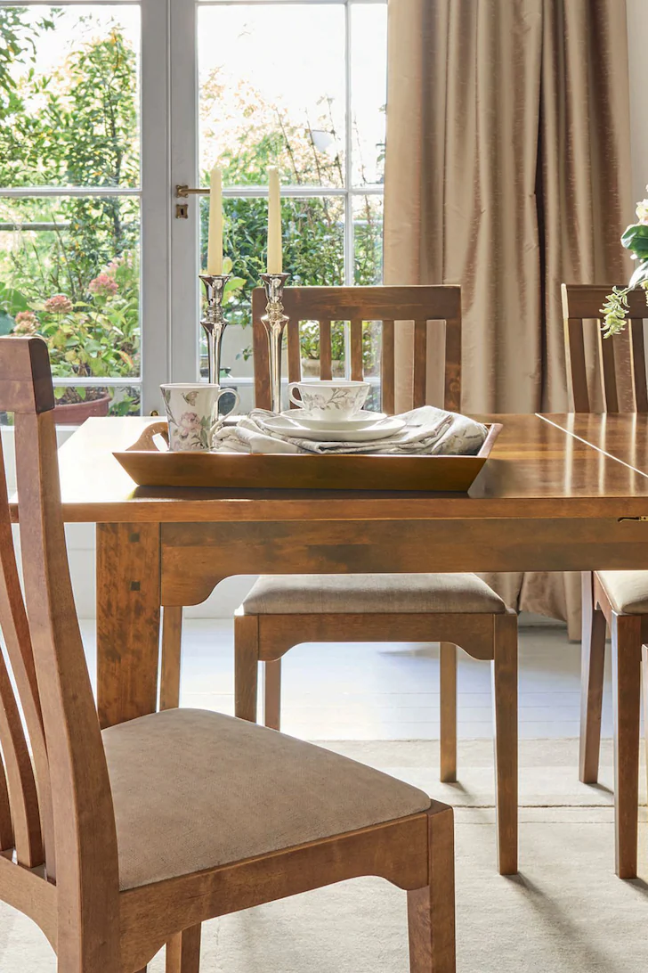 Balmoral-spisebord-honning