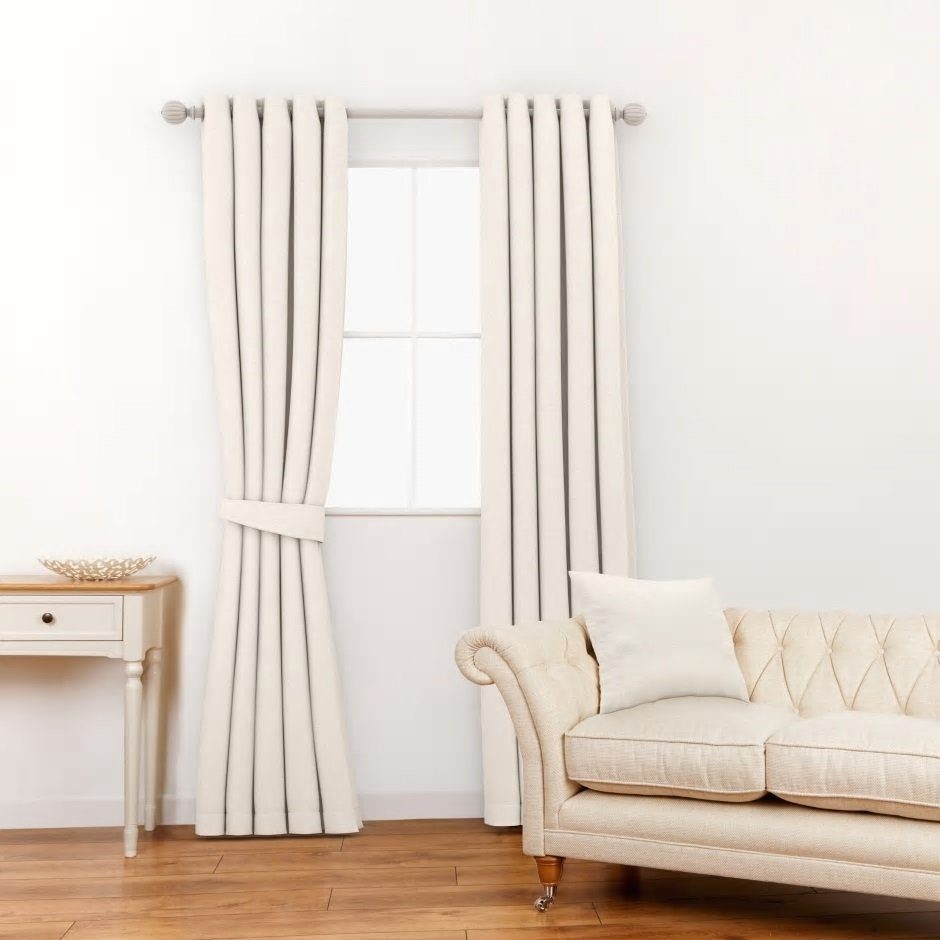 Austen offwhite interiør1