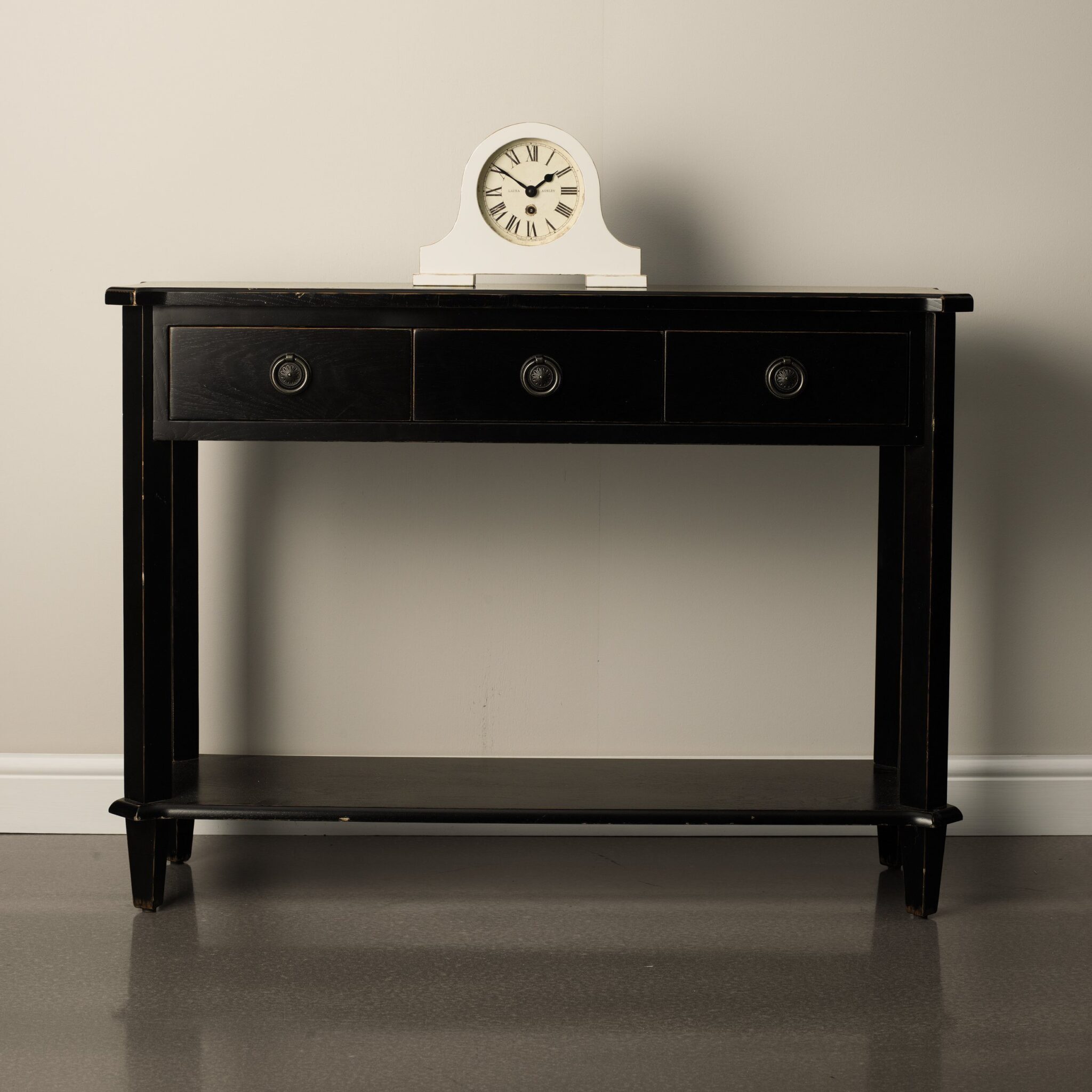 Henshaw – Black Console Table 3 Henshaw – Black Console Table