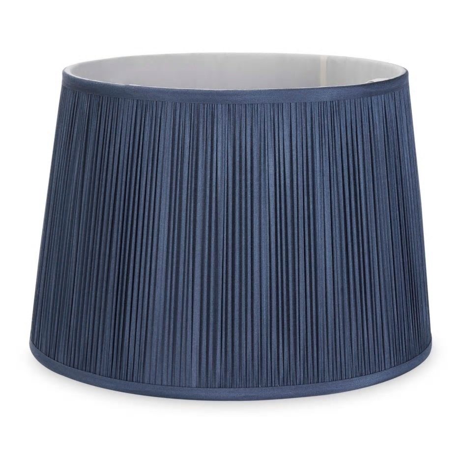 Hemsley midnattsblå Midnattsblå lampeskjerm i silke