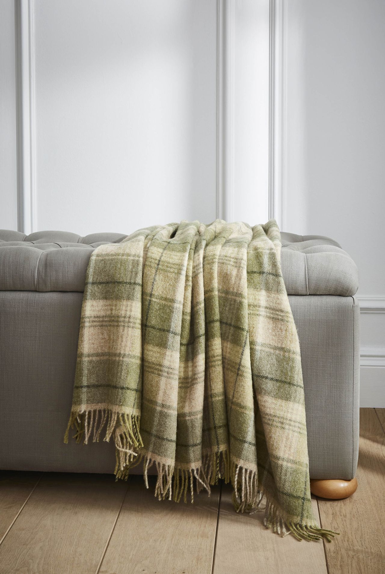 Cranbourne-Hedgerow-Throw