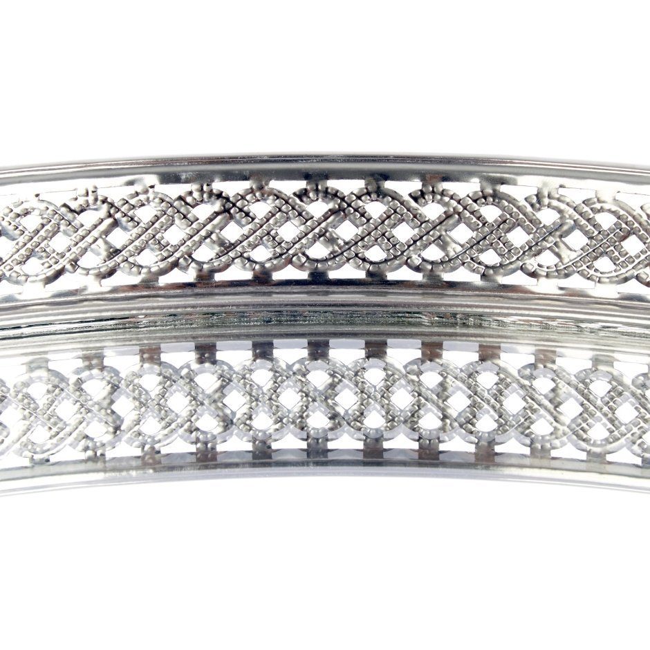 Fat i stål og speil1