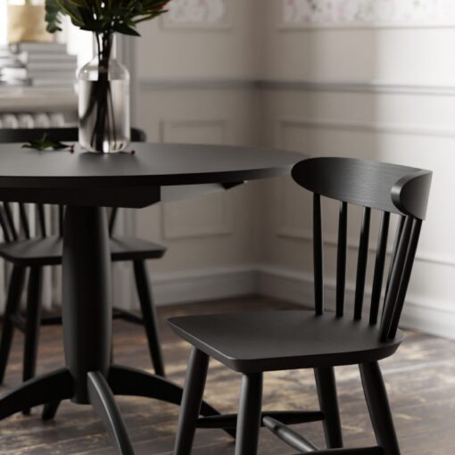 Brecon, sortmalte spisestuestoler