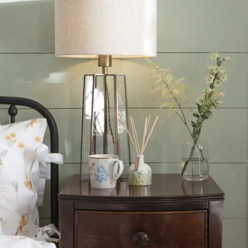 star, stjerneformet bordlampe i glass og messing