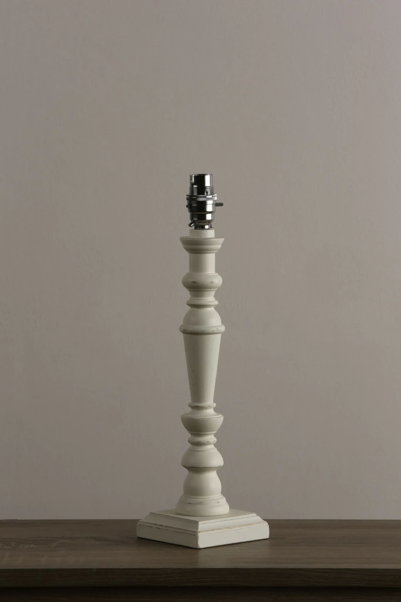 tate bordlampe i tre