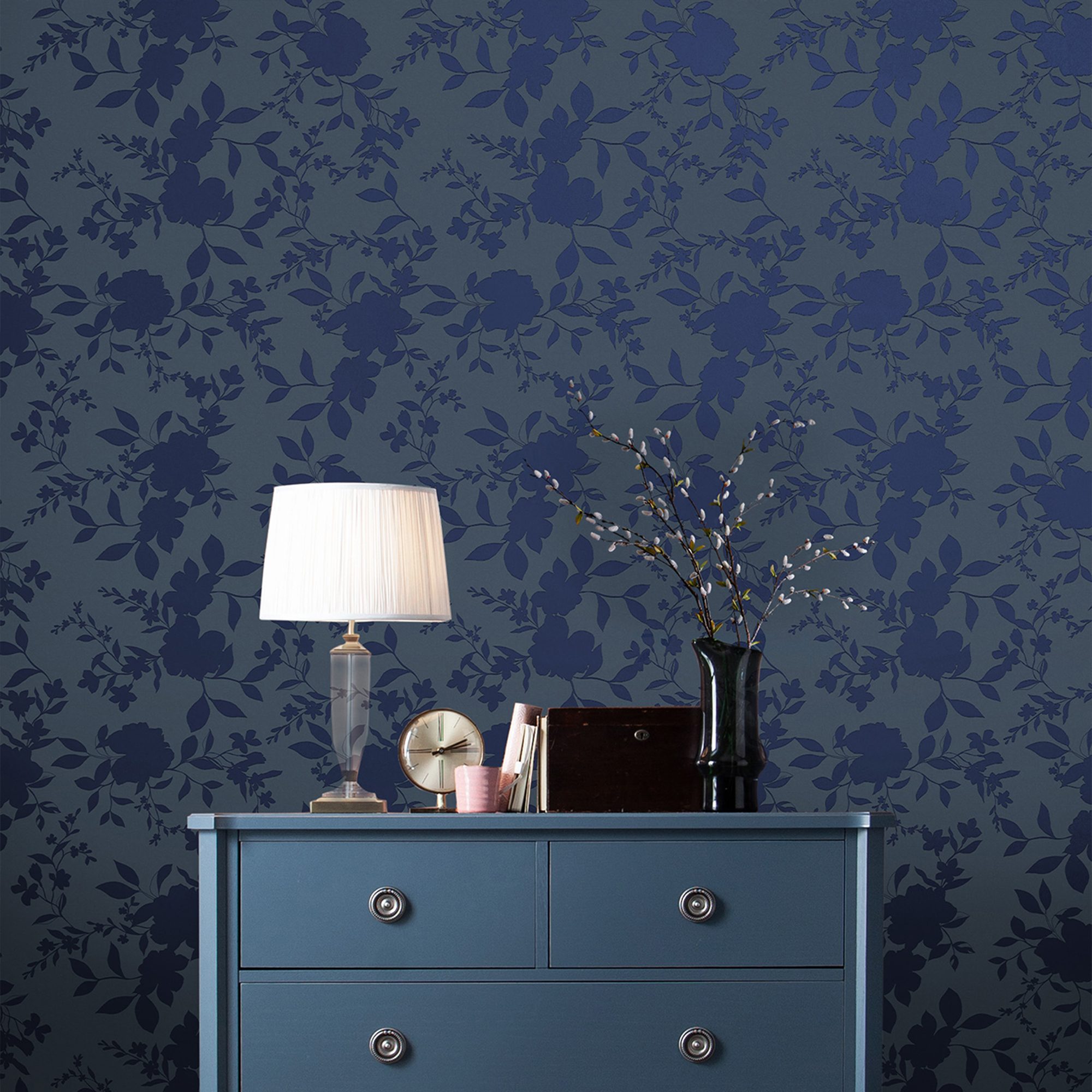 118484 WESTBOURNE MIDNIGHT ROOMSET Westbourne blomstrete tapet