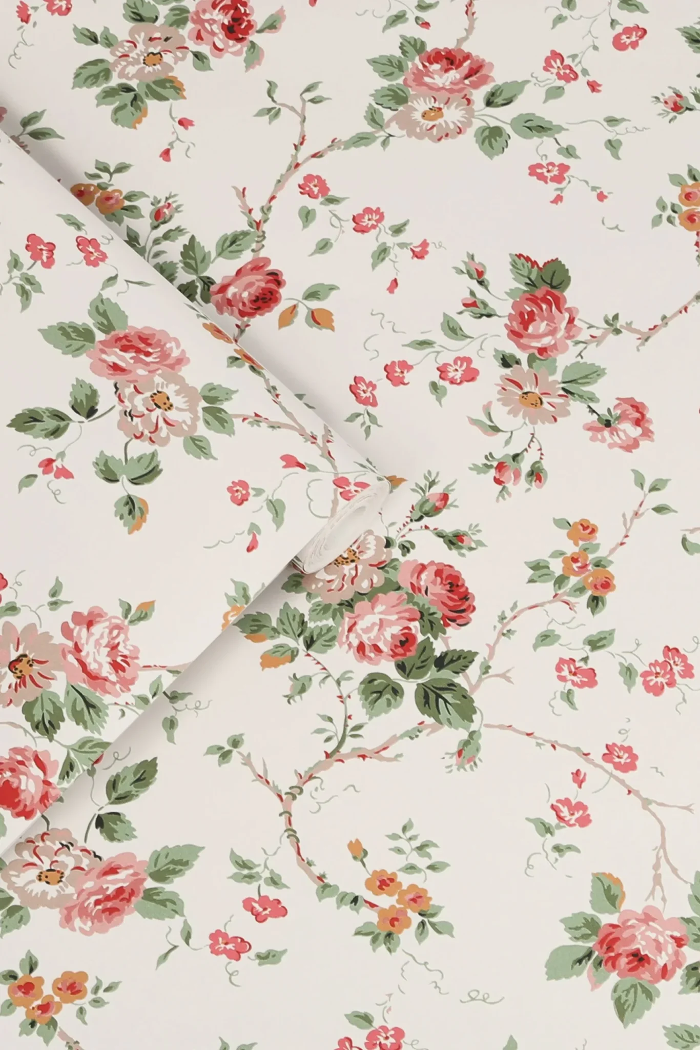 Mountney-garden-tapet-rull-scaled-1