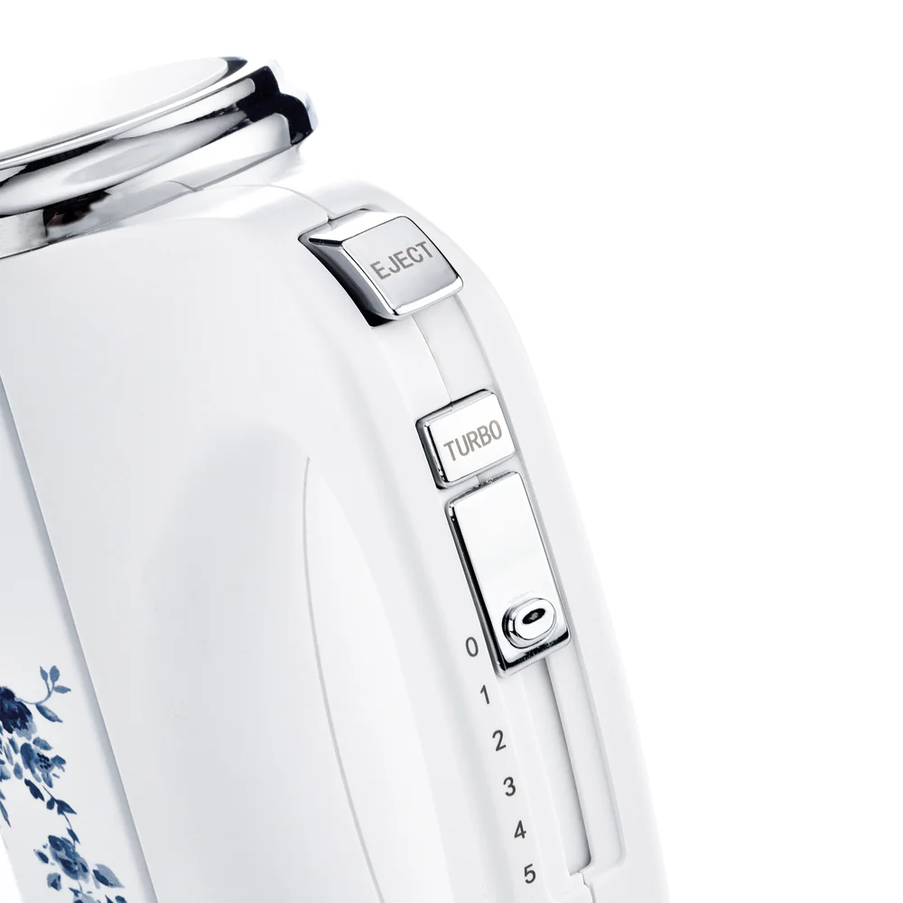 5.ProductImageLACRSDAHandMixer