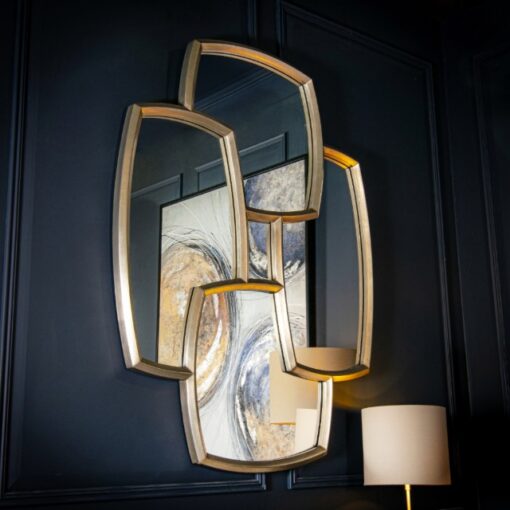 Todd – dekorativt veggspeil med sølvbladfinish (127 x 96,5 cm)