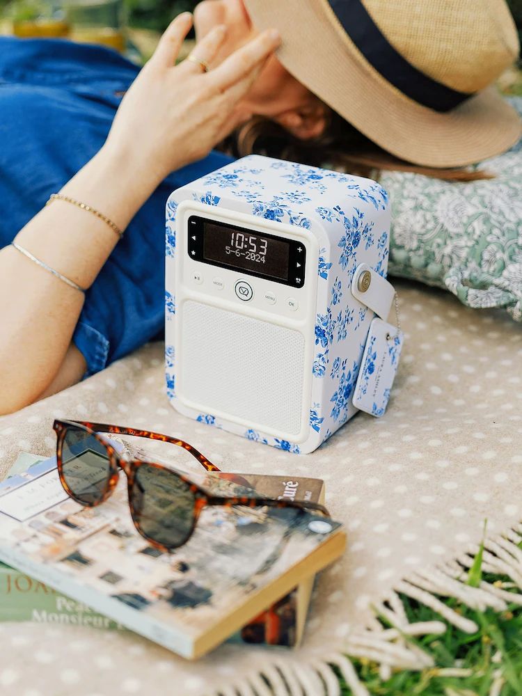 China Rose, Monty DAB radio/Bluetooth høyttaler fra Laura Ashley