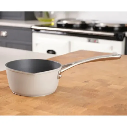 1,2L sausekasserolle i duegrå non stick med helletut fra Laura Ashley