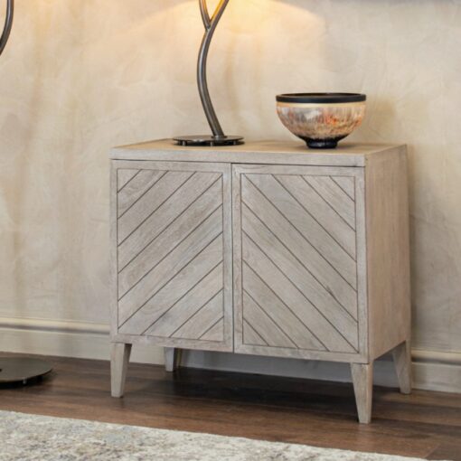 Croft – elegant skap i stonewash-finish