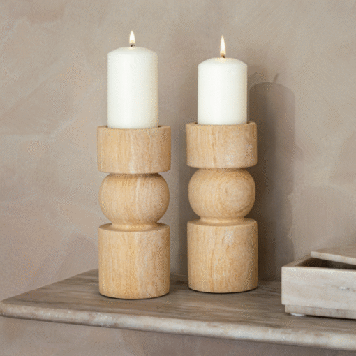 Vivian stor lysestake i sandfarget marmor – 23 cm