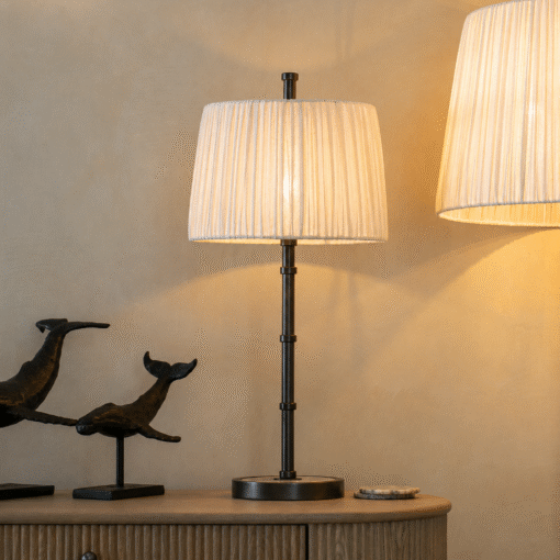 Conti bordlampe i alabast og mørk bronse