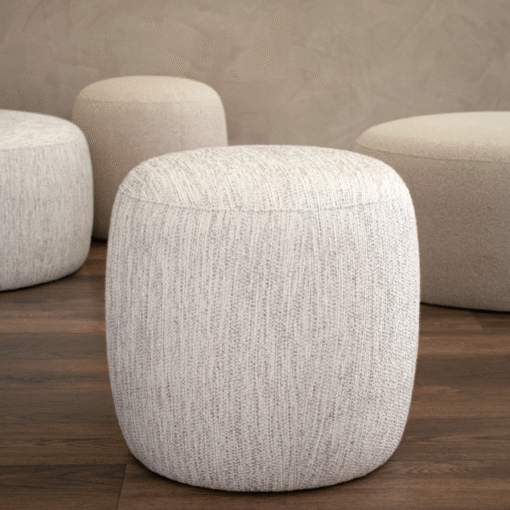 Sakata puff i kremfarget bouclé – 45 cm