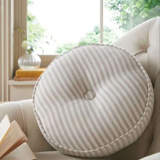 Cornish Stripe Natural rund pyntepute - fra Laura Ashley